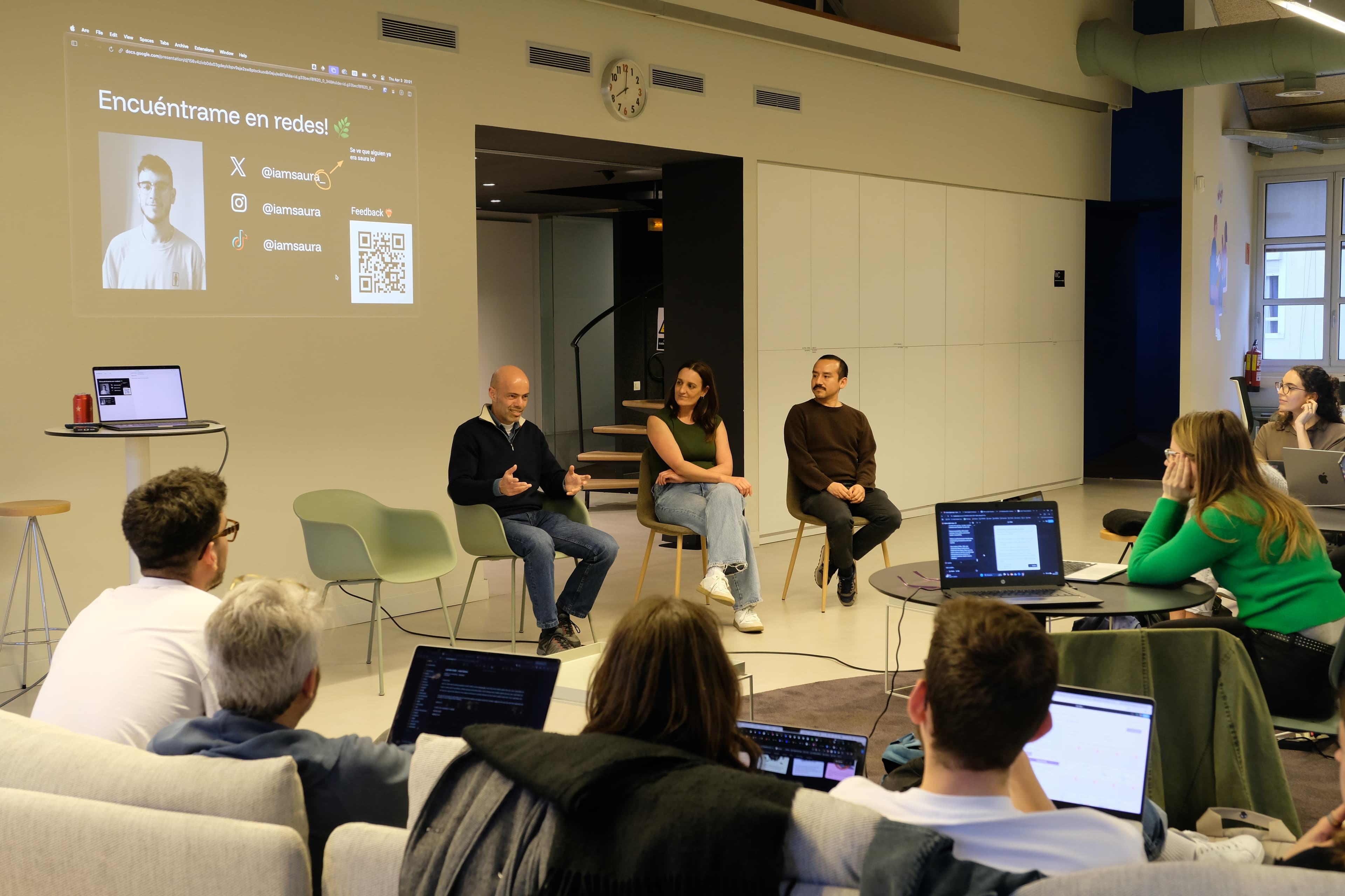 Runroom LAB No Code con AI fishbowl