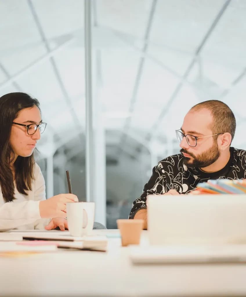 Conectamos - Personas y Negocio